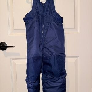 Cat & Jack Dark Blue Kids snow Bib. Like new